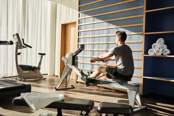 Mann macht Sport