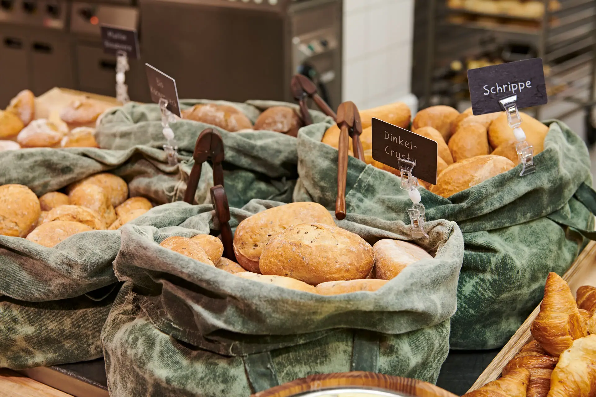 Brötchen Eine Gruppe von Brottüten.