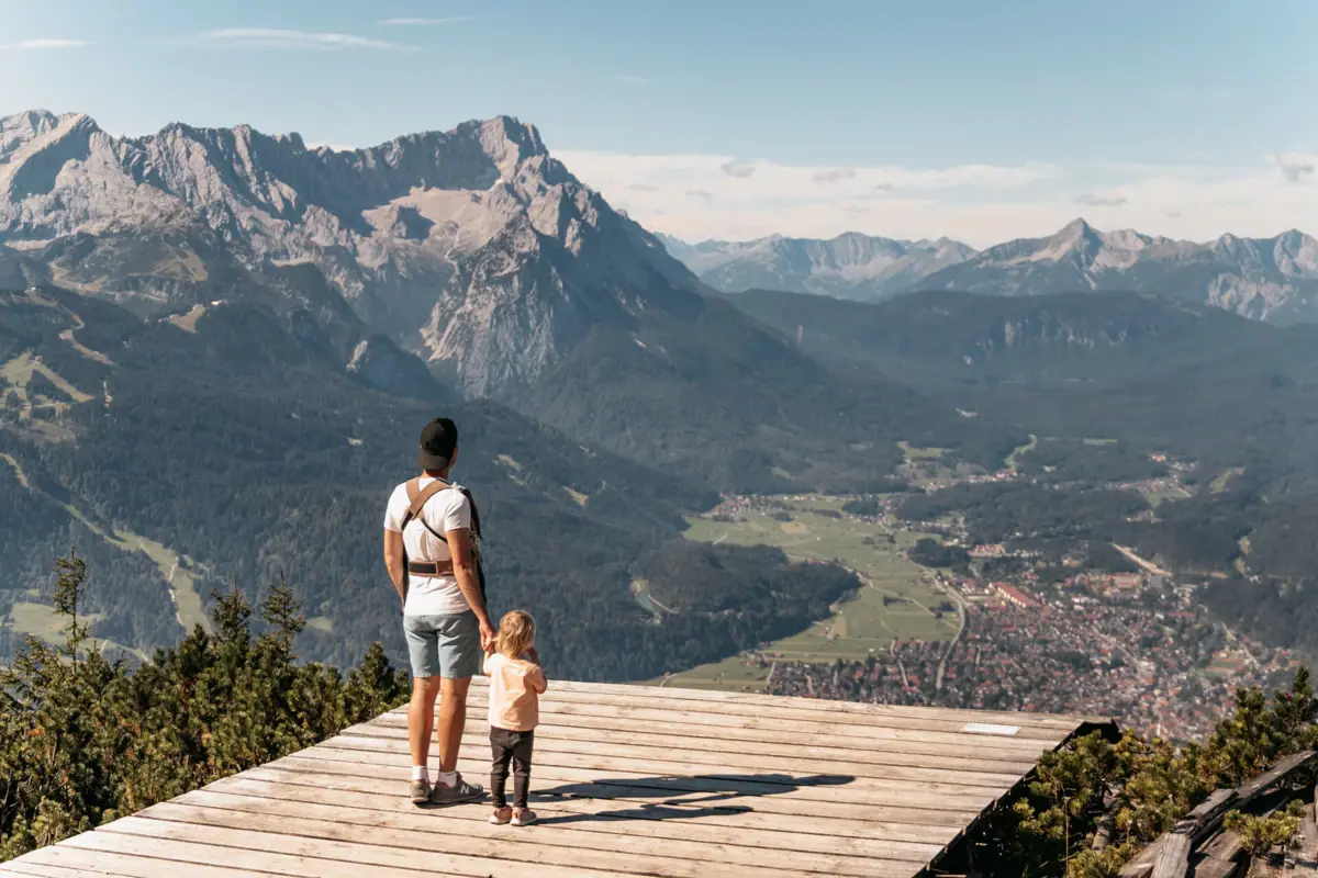 Ausflug vom Familienhotel Garmisch-Partenkirchen in die Berge.